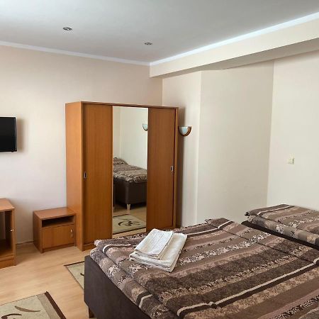 מונטלה מיק Hotel Felix מראה חיצוני תמונה