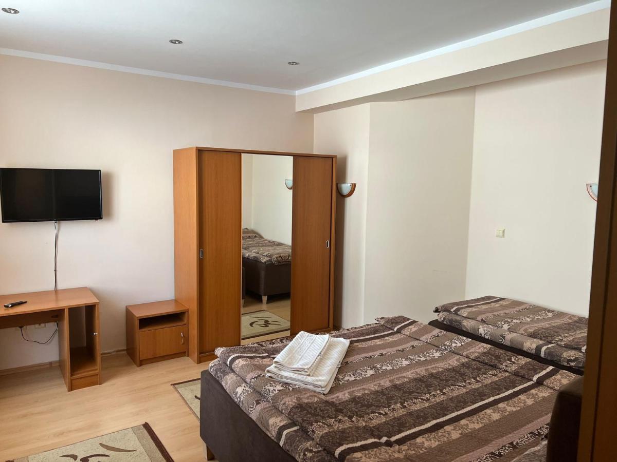 מונטלה מיק Hotel Felix מראה חיצוני תמונה